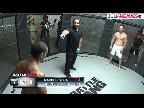 ❤️ Ultimate Fighter-ek zenbakizko neska bat izorratzen du ringean borroka baten ondoren Errusiar porno gurean eu.porn-93.ru ❌